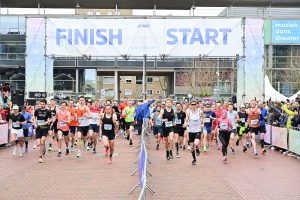 KPMG Lentemarathon 2024 Startschot Halve Marathon